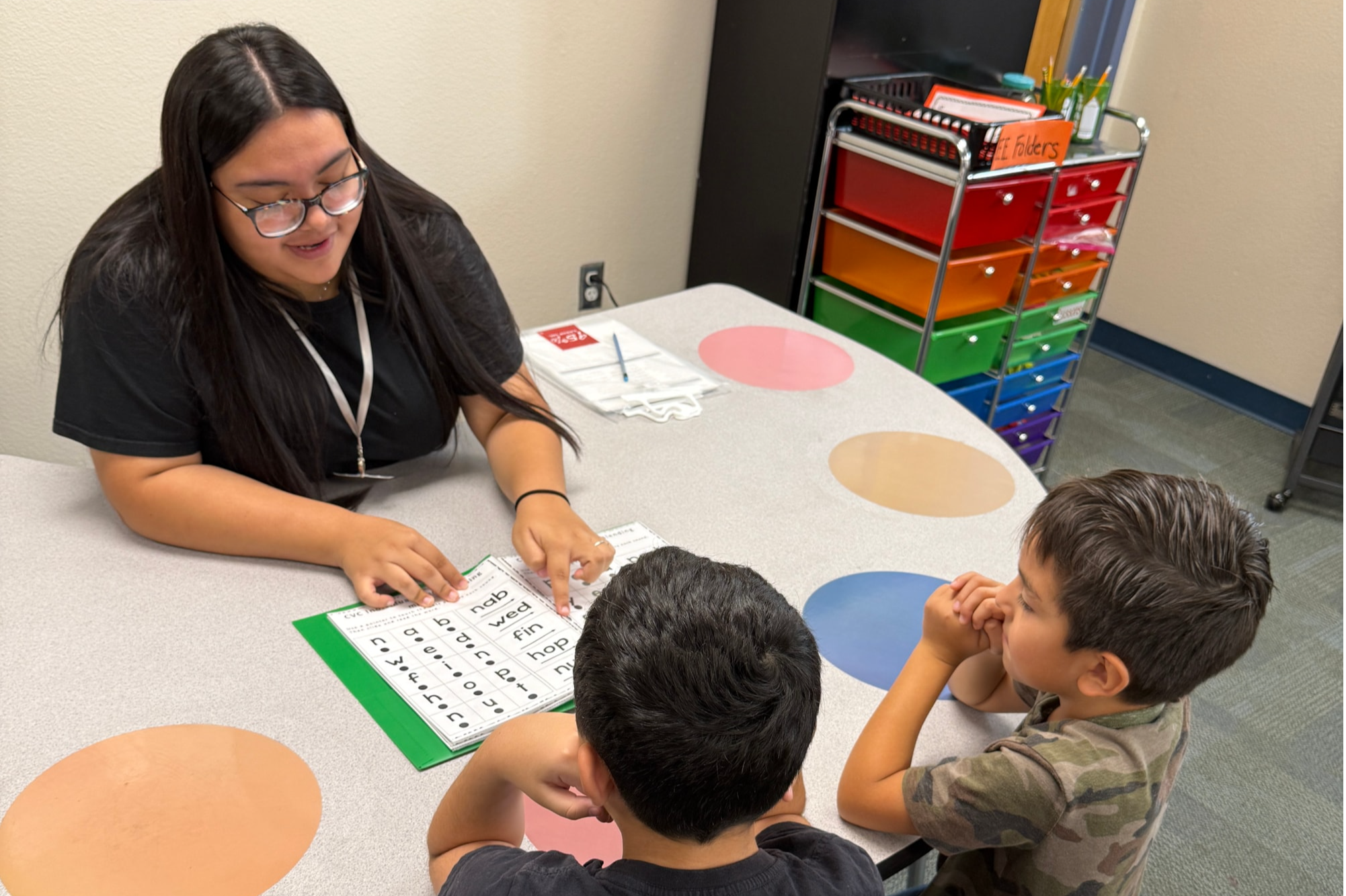 Sundown student help El Mirage students.