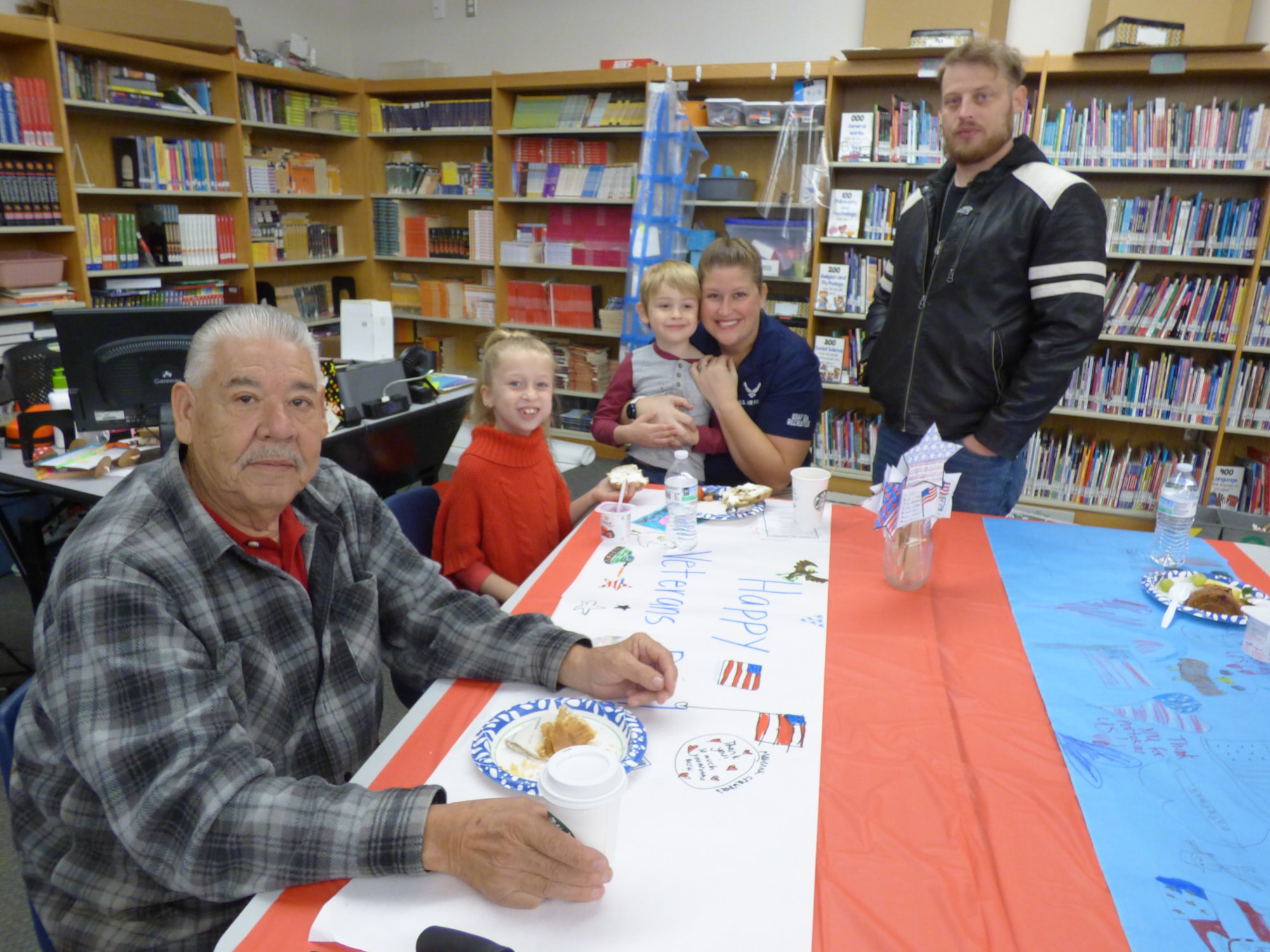 Breakfast with students, Veterans and Active Service Men and Women 