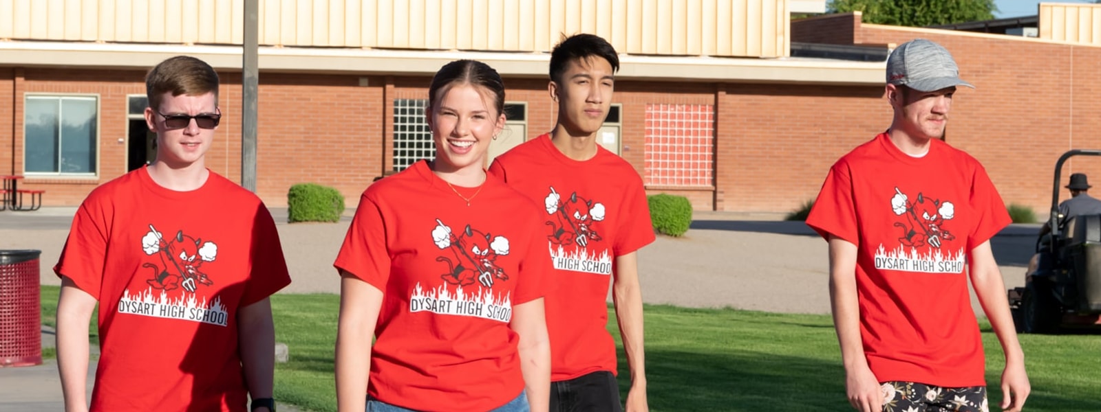 Students wearing Dysart High School shirts.